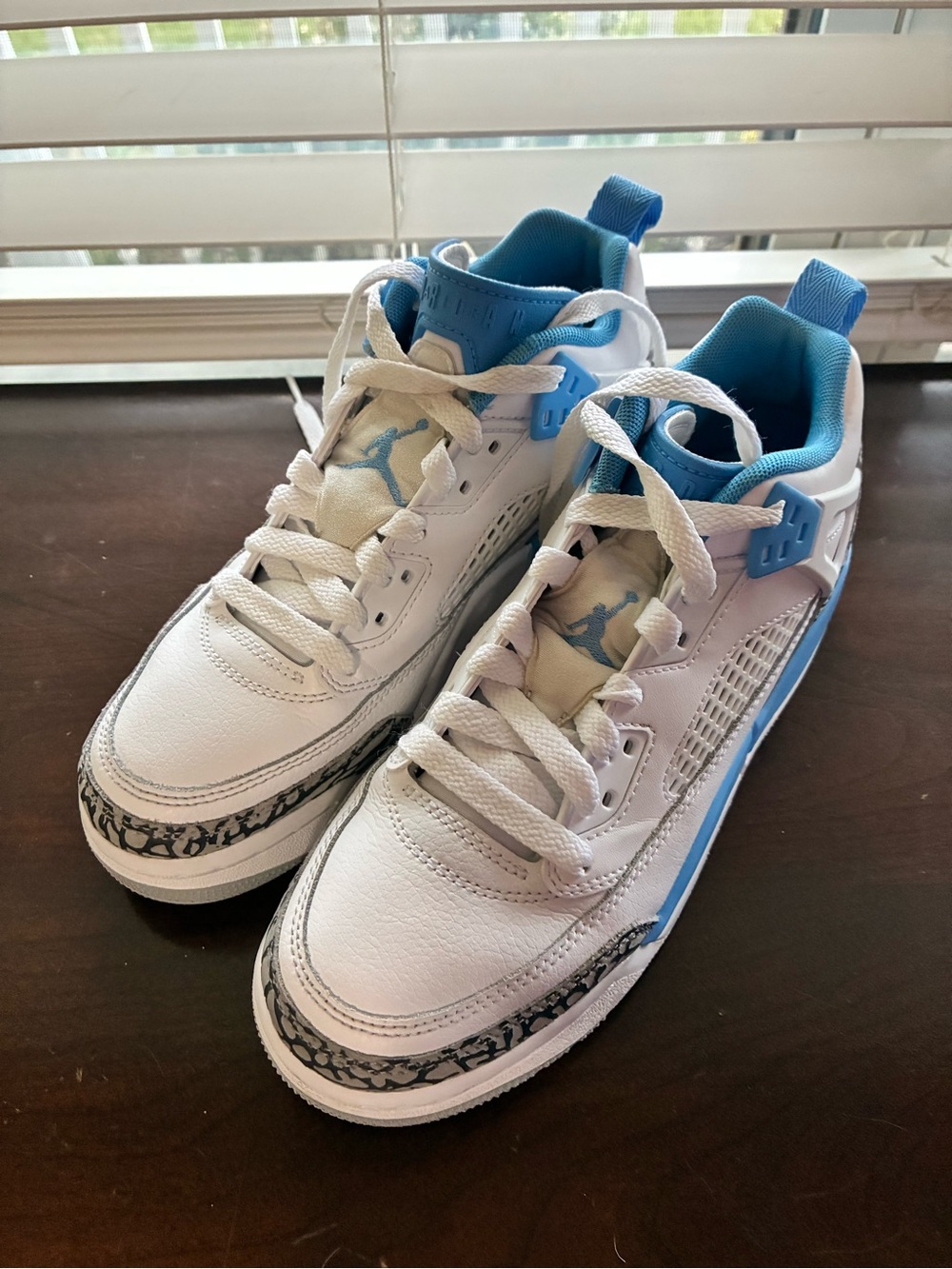 Air Jordan Spizike Low "UNC" (Grade School) 6Y